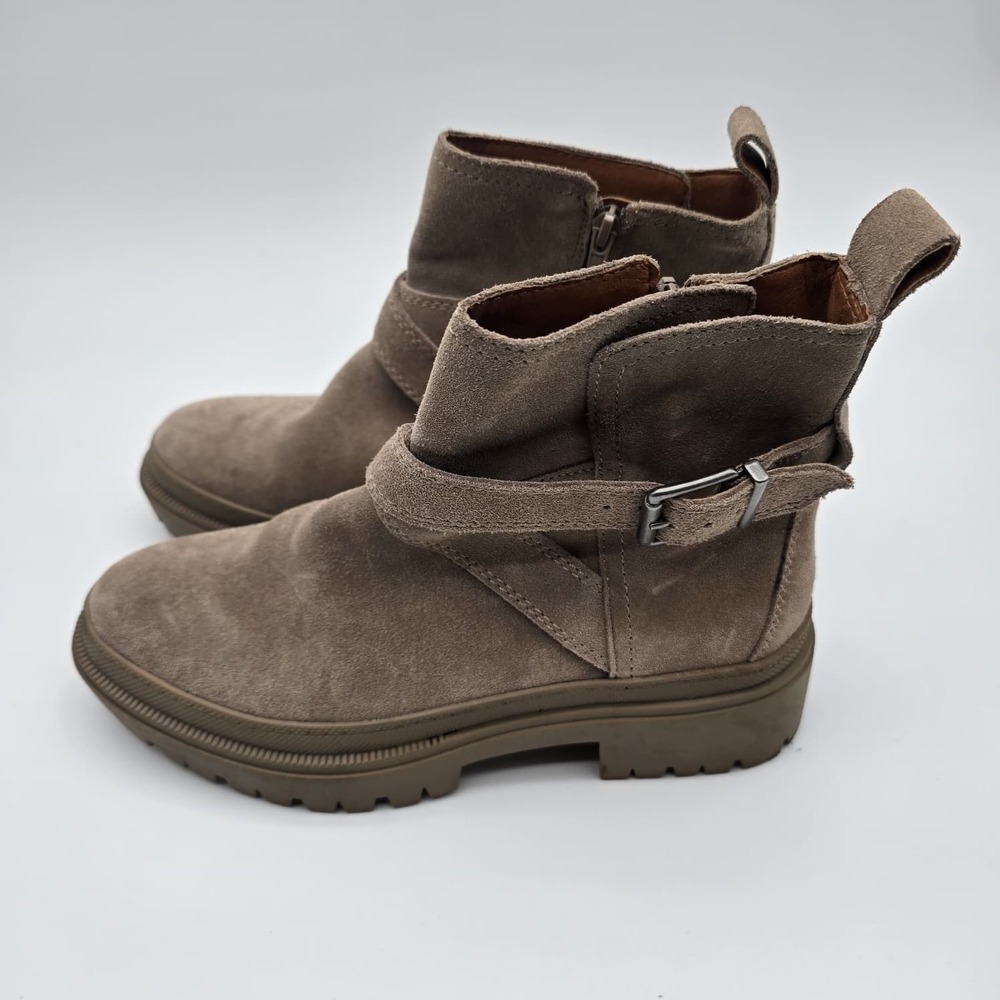 Lucky Brand LP-Elyton Women's Lug Sole Taupe Suede Leather Ankle Boots Size 9 - Picture 4 of 7